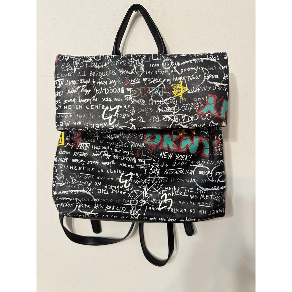 DKNY TILLY GRAFFITI PRINT  NEW YORK BACKPACK nwot
